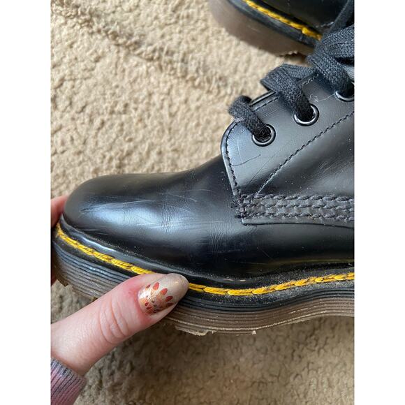 Dr. Martens Women's black combat boots Size 6 - Picture 10 of 11